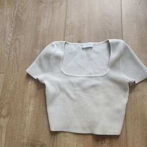 Babaton Ribbed Crop Top